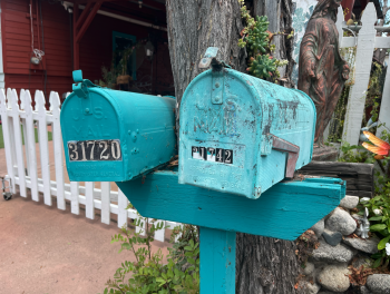 Mailboxes, USA